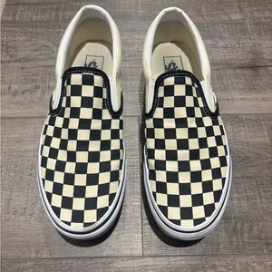 Women’s Size 10 Platform Vans